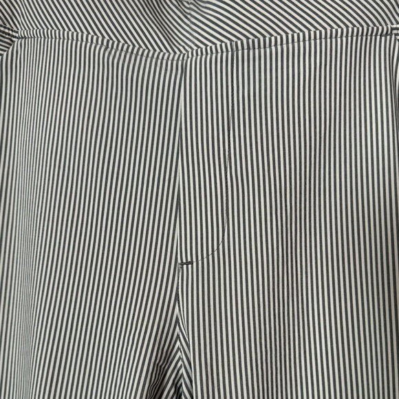 Athleta Casual Slacks. Stretch Fabric. Elastic Back Waist. Zip Back Pockets S-8. - Picture 10 of 10